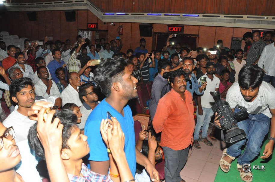 Ami-Thumi-Movie-Success-Meet-At-Vizag